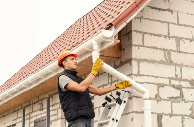 Pose et remplacement de gouttières à Holnon